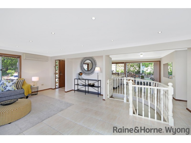 9 Page Close, Wyong NSW 2259