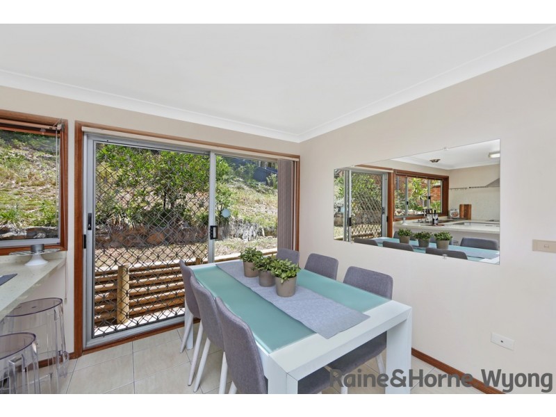 9 Page Close, Wyong NSW 2259