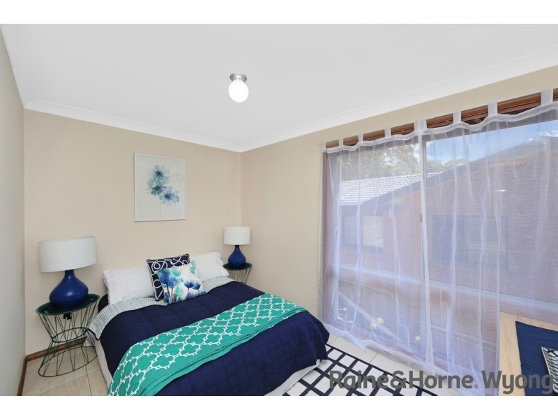 9 Page Close, Wyong NSW 2259