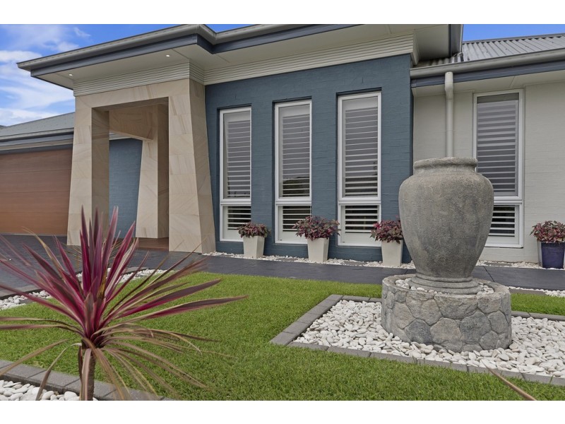 15 Fairlight Circuit, Mardi NSW 2259