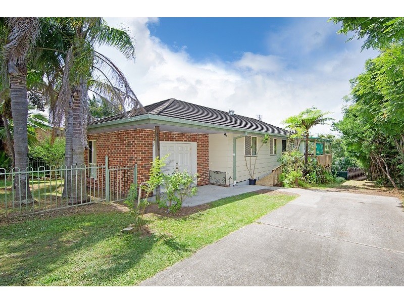 27 Forster Avenue, Watanobbi NSW 2259