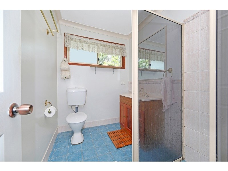 27 Forster Avenue, Watanobbi NSW 2259