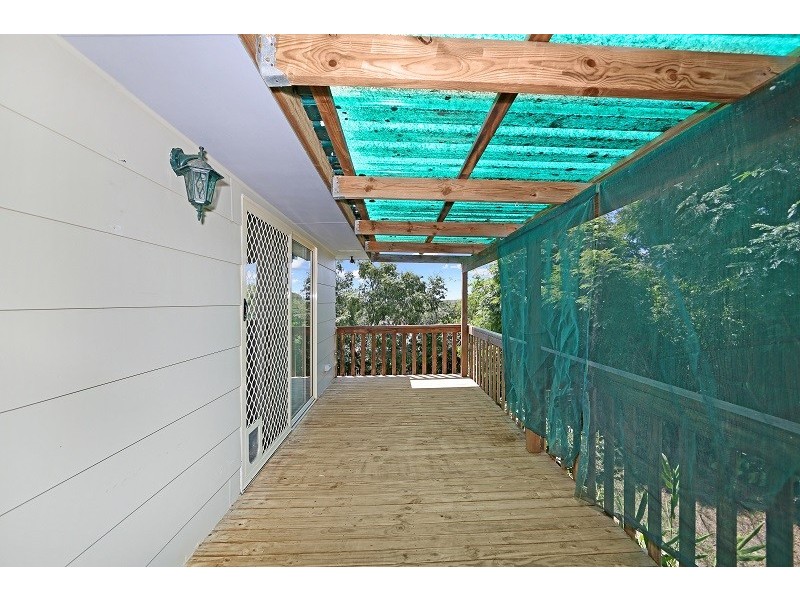 27 Forster Avenue, Watanobbi NSW 2259