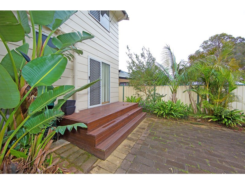 40 St James Avenue, Berkeley Vale NSW 2261