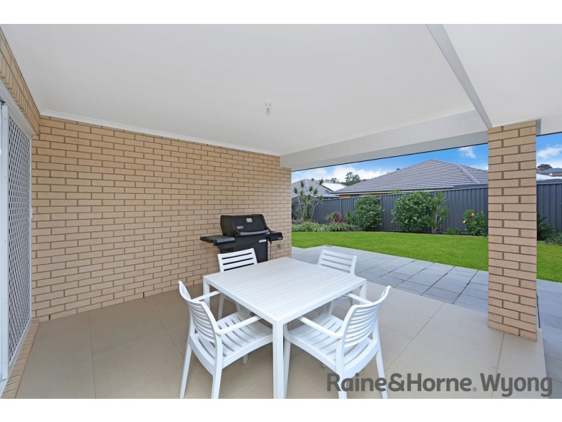 13 Queenscliff Place, Mardi NSW 2259