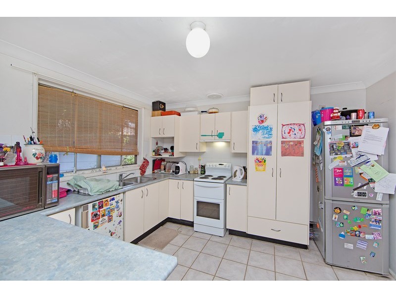 15 Kingsford Smith Drive, Berkeley Vale NSW 2261
