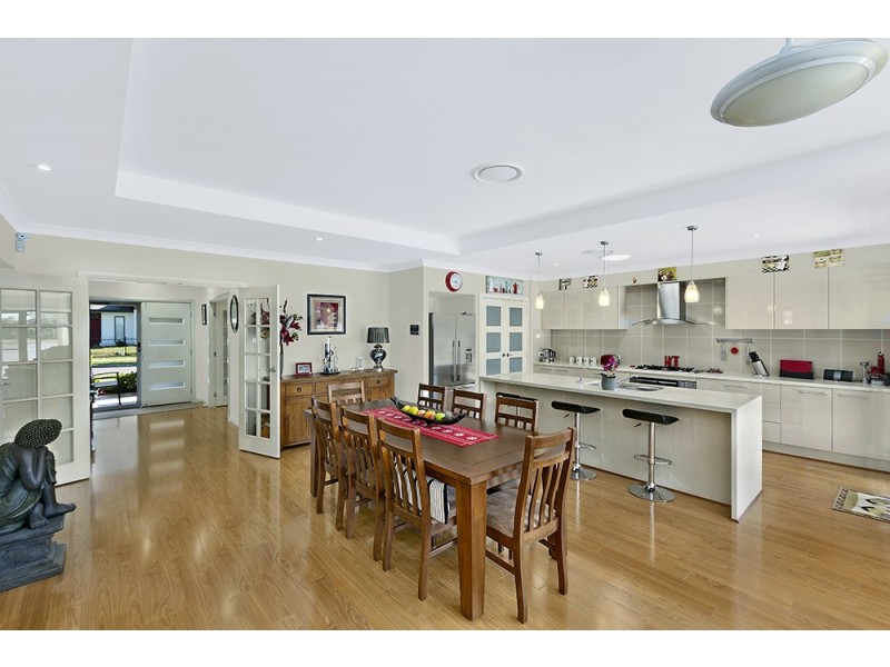 2 Narrabeen Close, Mardi NSW 2259