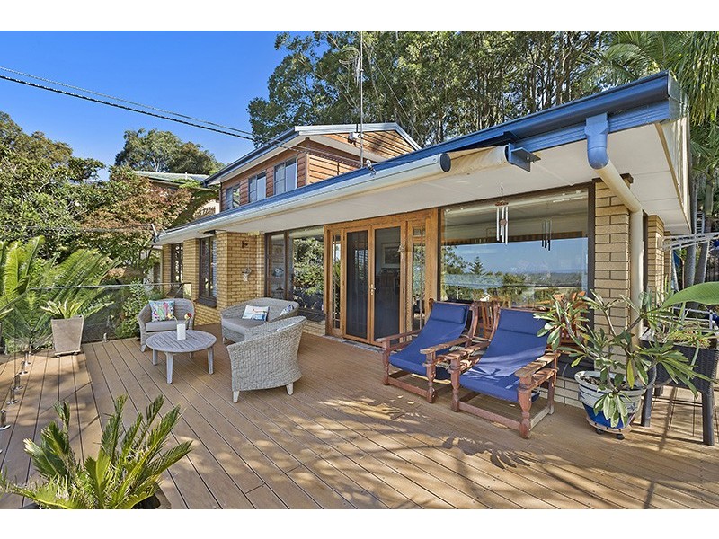 25 Crystal Crescent, Wyong NSW 2259