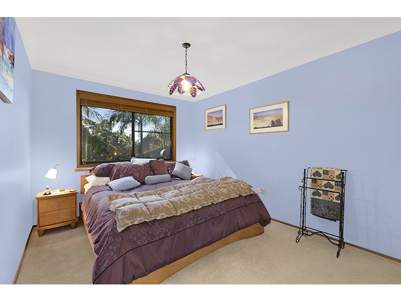 25 Crystal Crescent, Wyong NSW 2259