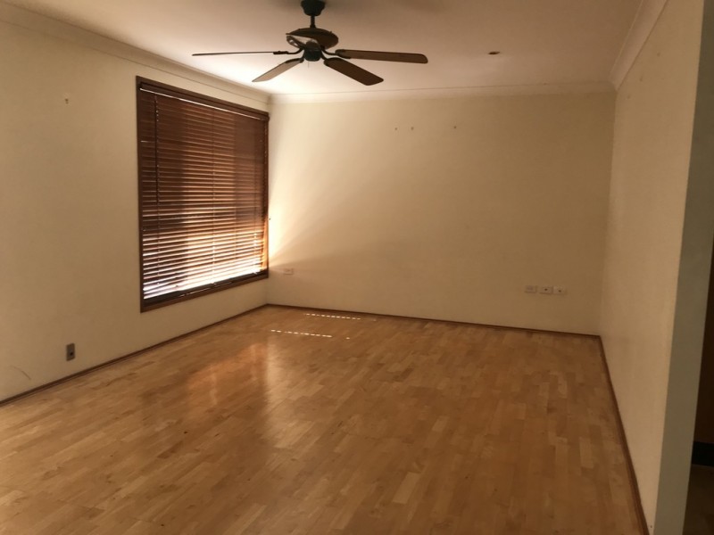 11 Deloraine Glen, Mardi NSW 2259