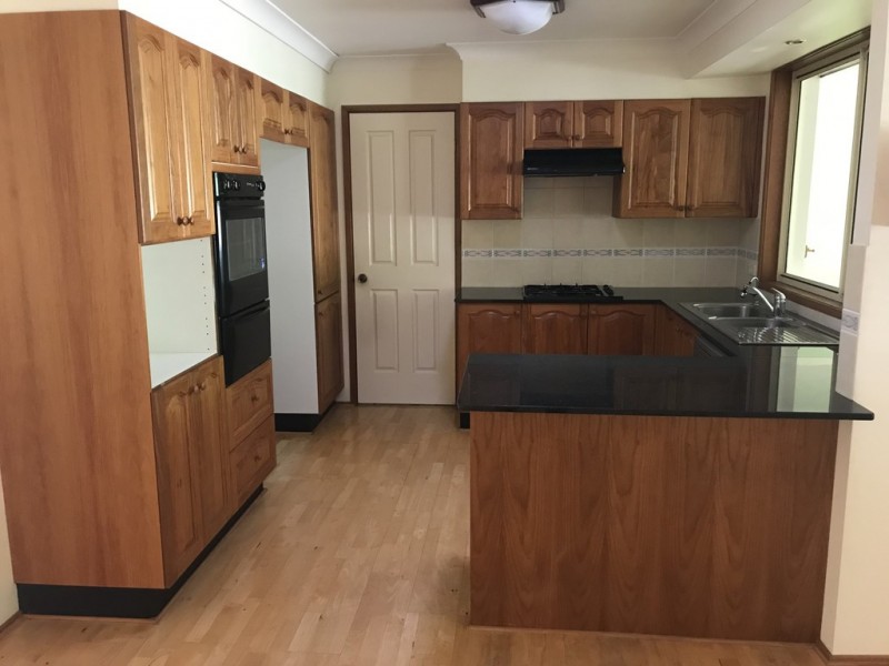 11 Deloraine Glen, Mardi NSW 2259