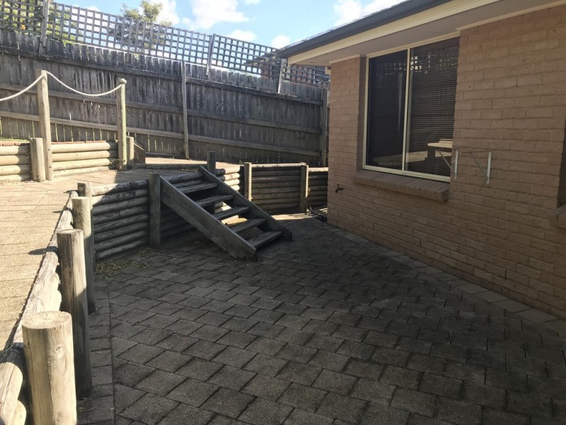 11 Deloraine Glen, Mardi NSW 2259