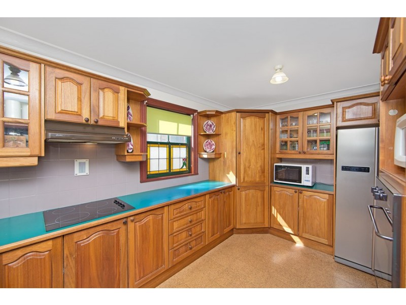 49 Dunrossil Avenue, Watanobbi NSW 2259