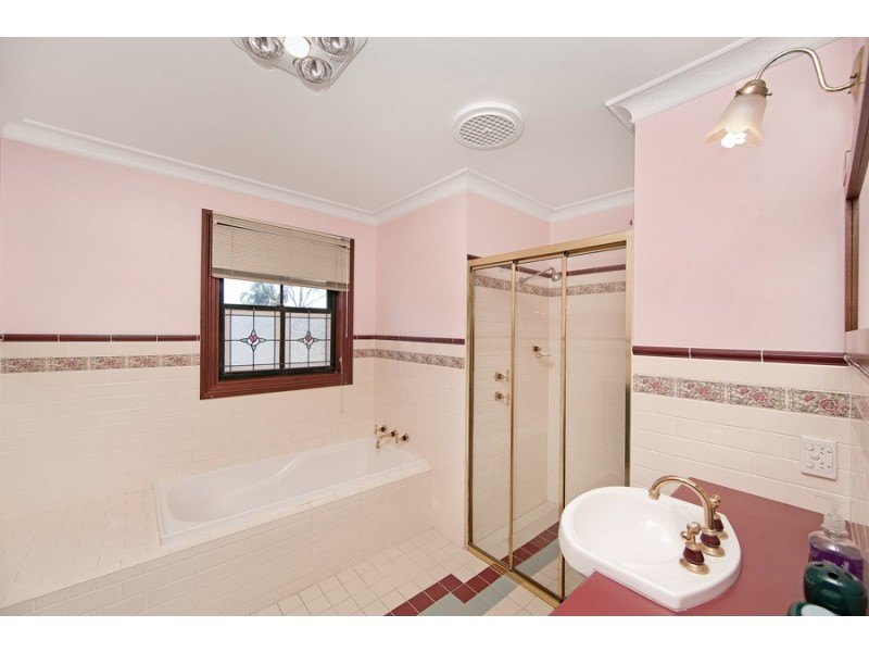 49 Dunrossil Avenue, Watanobbi NSW 2259