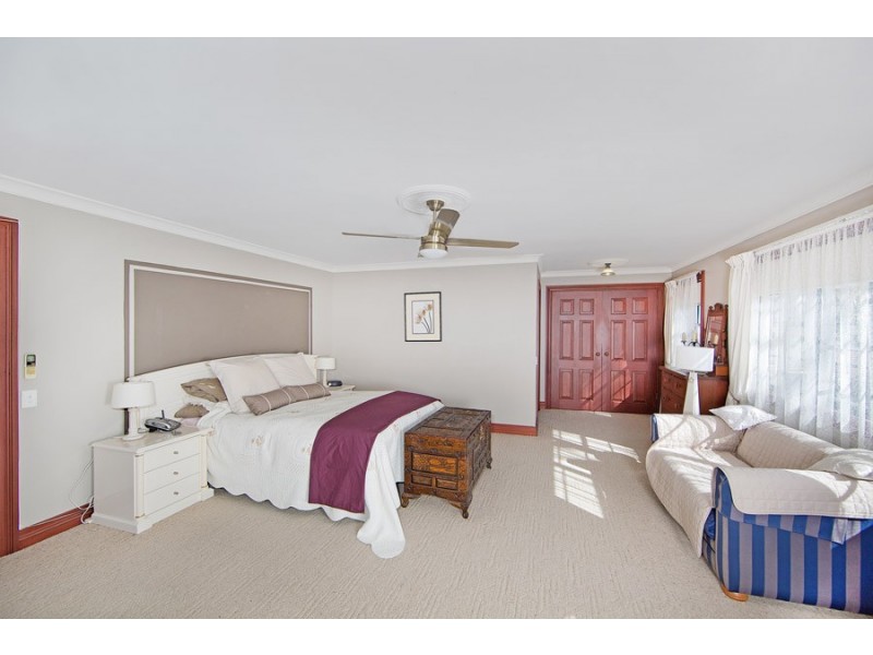 49 Dunrossil Avenue, Watanobbi NSW 2259