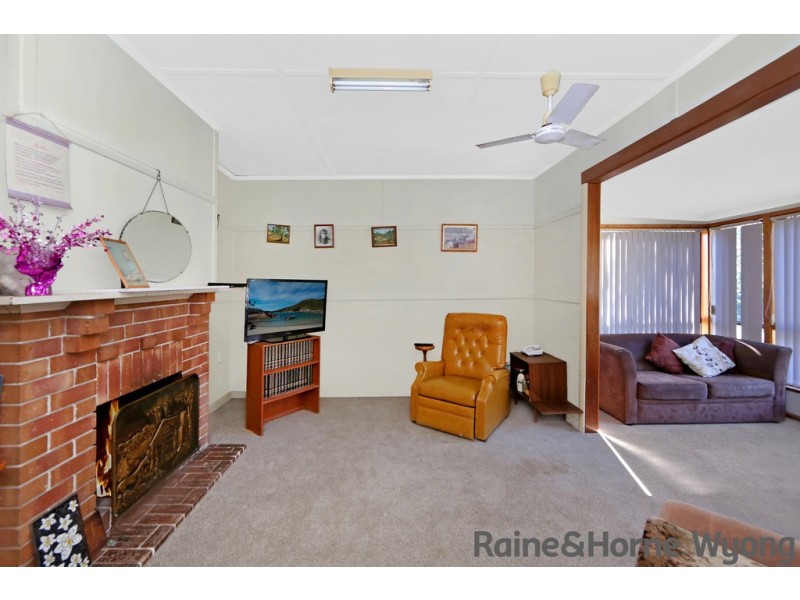 16 Marathon Street, Wyong NSW 2259