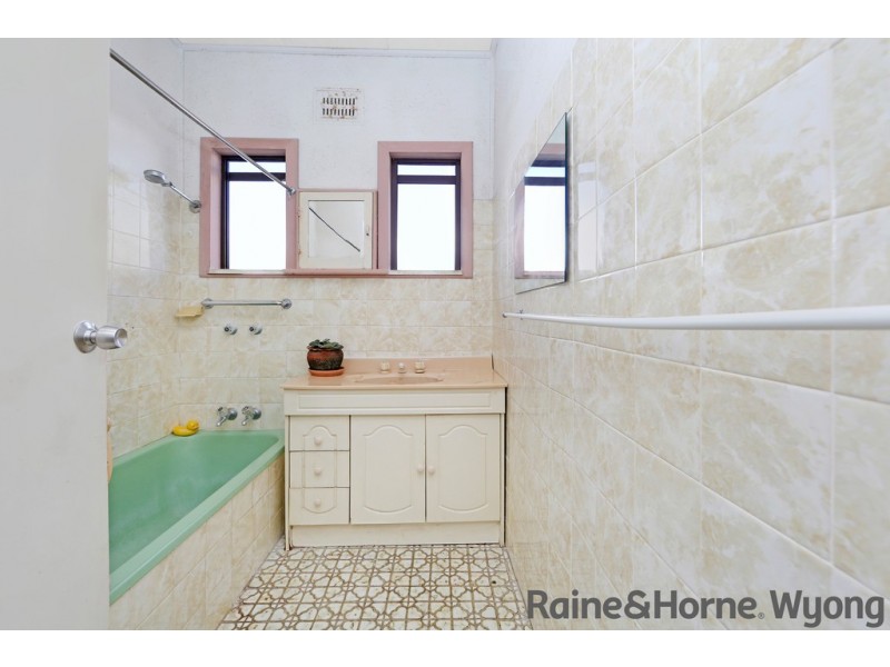 16 Marathon Street, Wyong NSW 2259