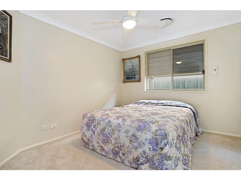 15 Glider Road, Wadalba NSW 2259