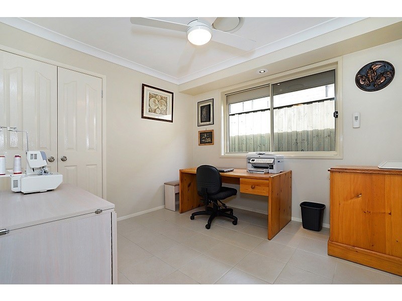 15 Glider Road, Wadalba NSW 2259