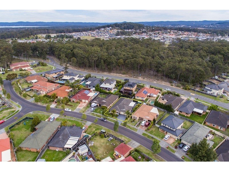 15 Glider Road, Wadalba NSW 2259