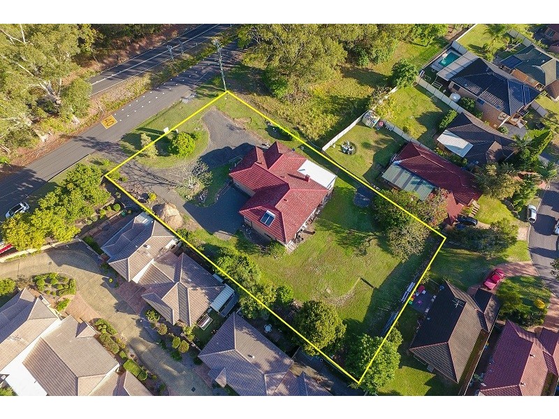 2 Gavenlock Road, Tuggerah NSW 2259