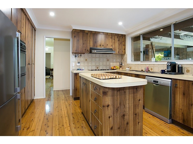 2 Gavenlock Road, Tuggerah NSW 2259