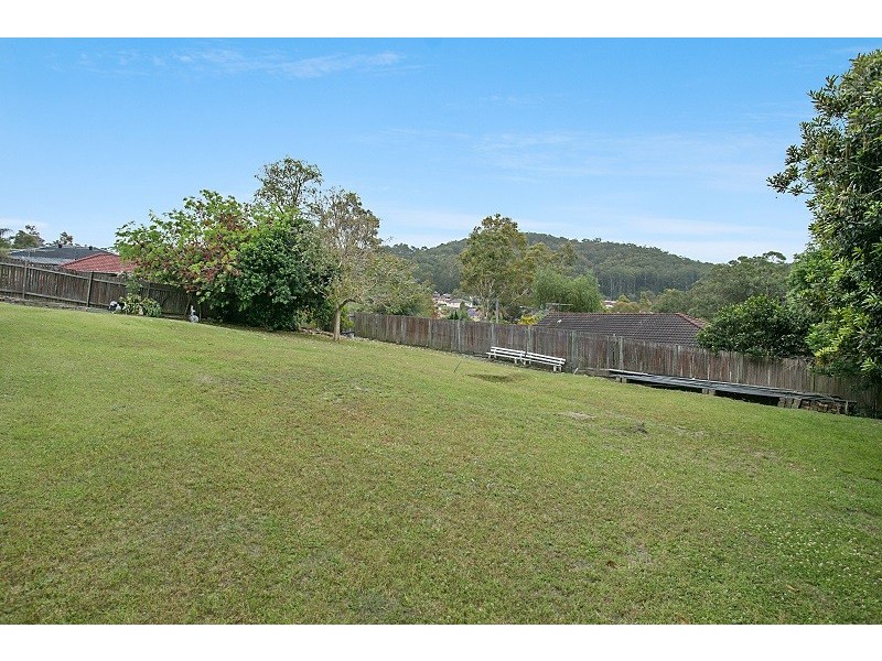 2 Gavenlock Road, Tuggerah NSW 2259