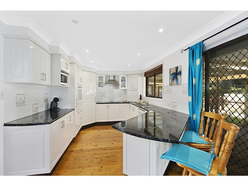 11 Collaroy Close, Chittaway Bay NSW 2261