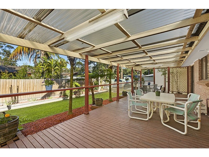 11 Collaroy Close, Chittaway Bay NSW 2261