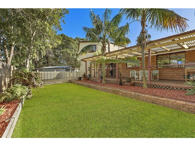 11 Collaroy Close, Chittaway Bay NSW 2261