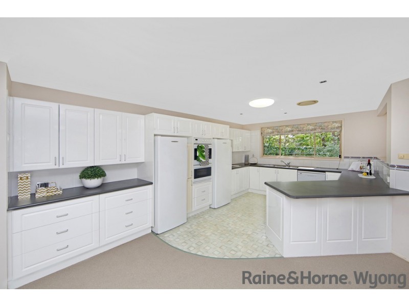 7 Deloraine Glen, Mardi NSW 2259