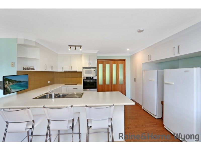 2 Walter Close, Wyong NSW 2259