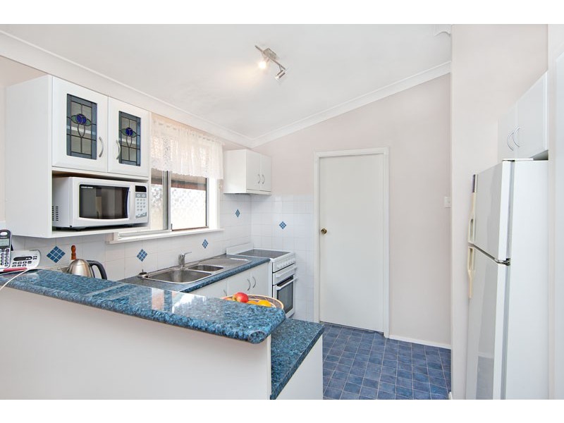 17 Seawind Terrace, Berkeley Vale NSW 2261