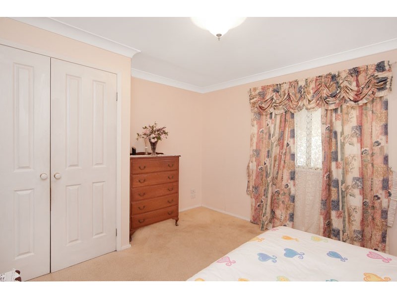 17 Seawind Terrace, Berkeley Vale NSW 2261