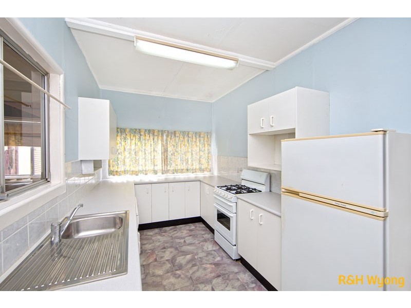 16 Leppington Street, Wyong NSW 2259