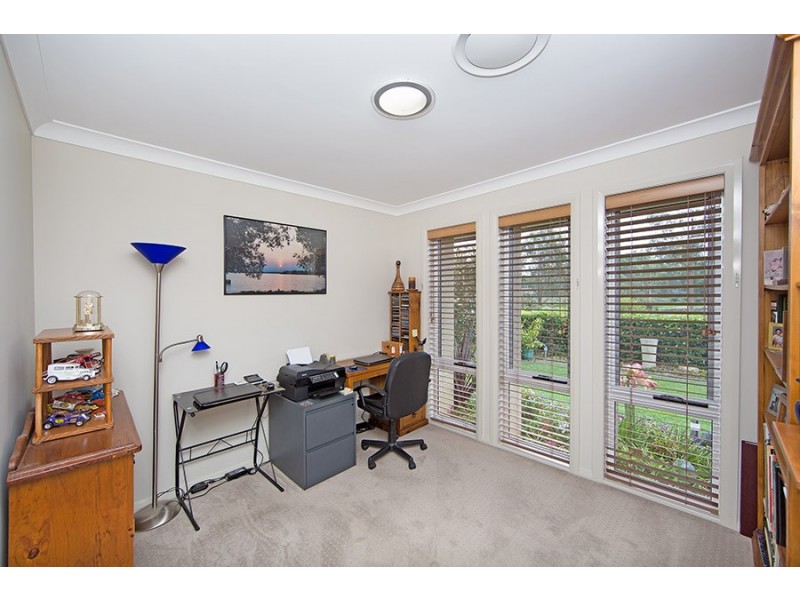 7 Parry Parade, Wyong NSW 2259