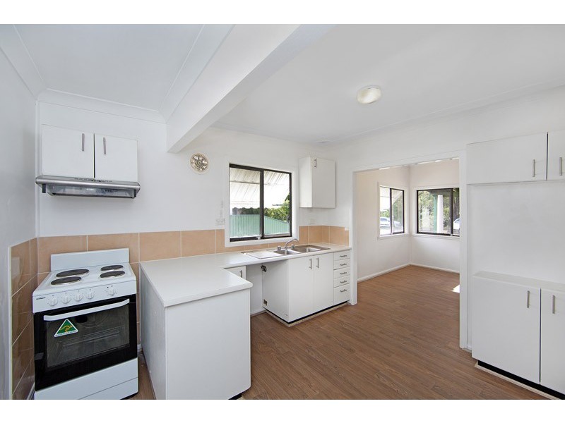 39 Geoffrey Road, Chittaway Point NSW 2261