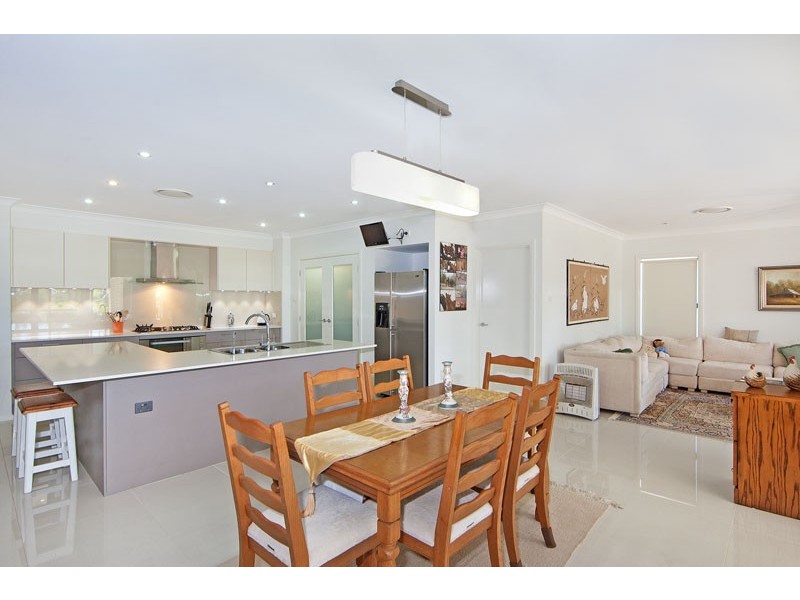 14 Queenscliff Place, Mardi NSW 2259