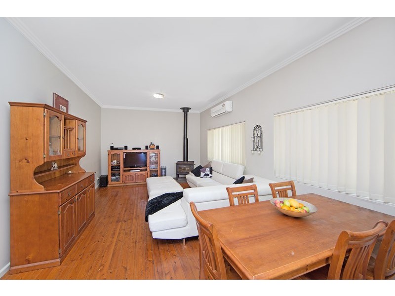 2 Porter Street, Wyong NSW 2259