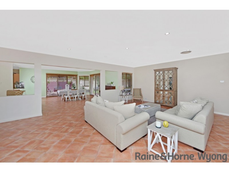 40 Riveroak Drive, Mardi NSW 2259