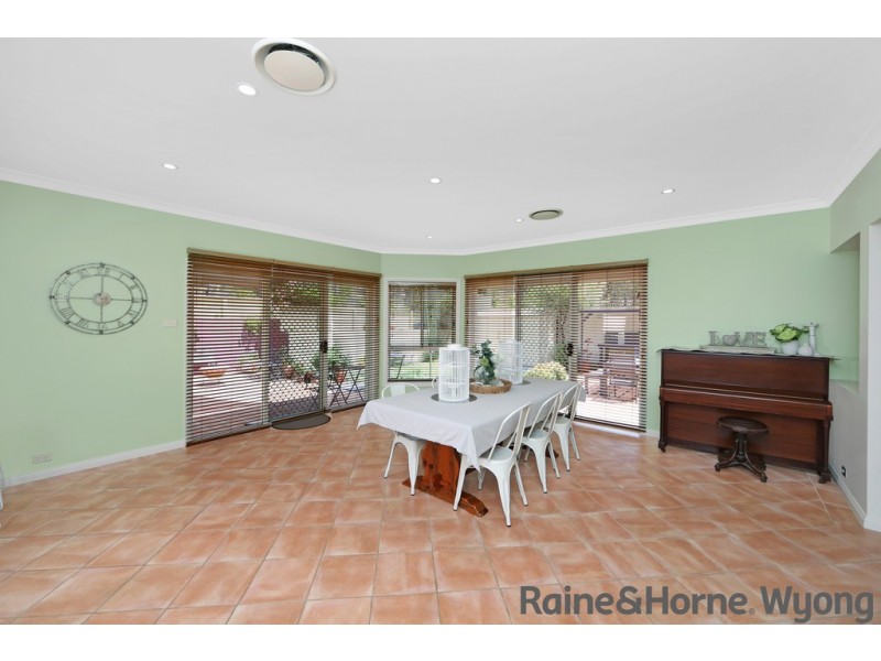 40 Riveroak Drive, Mardi NSW 2259