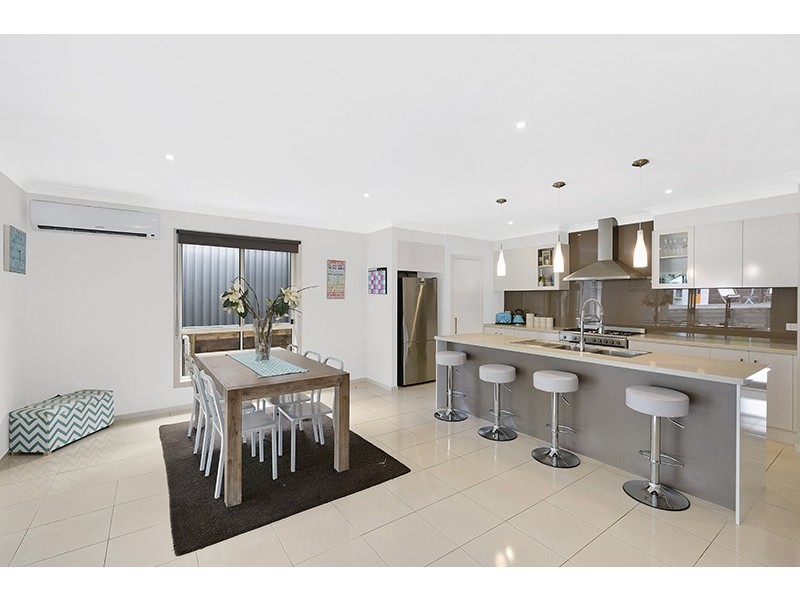 10 Newport Terrace, Mardi NSW 2259