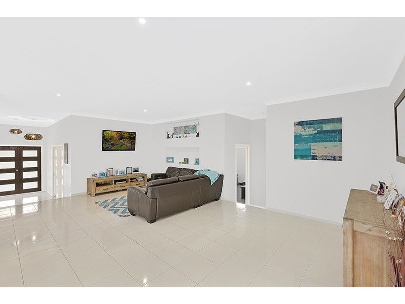 10 Newport Terrace, Mardi NSW 2259