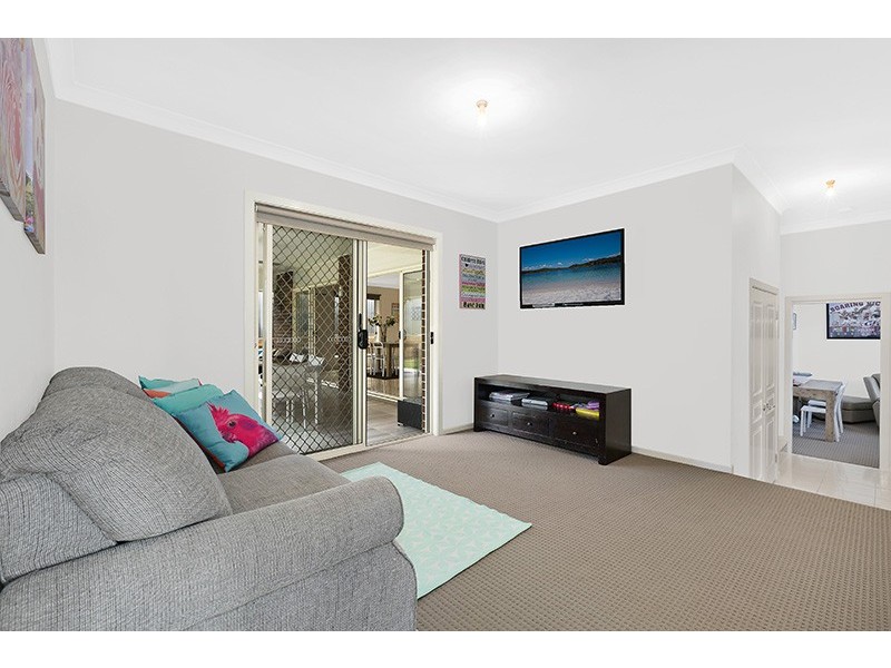 10 Newport Terrace, Mardi NSW 2259