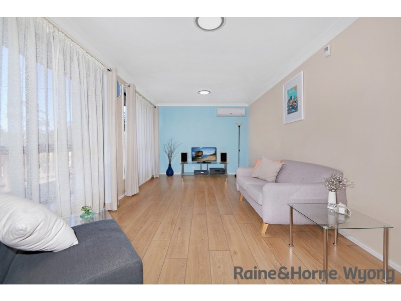 1 McKell Avenue, Watanobbi NSW 2259