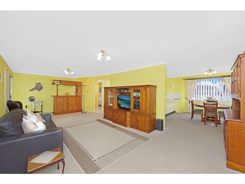 51 Dunrossil Avenue, Watanobbi NSW 2259