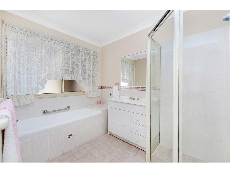 51 Dunrossil Avenue, Watanobbi NSW 2259