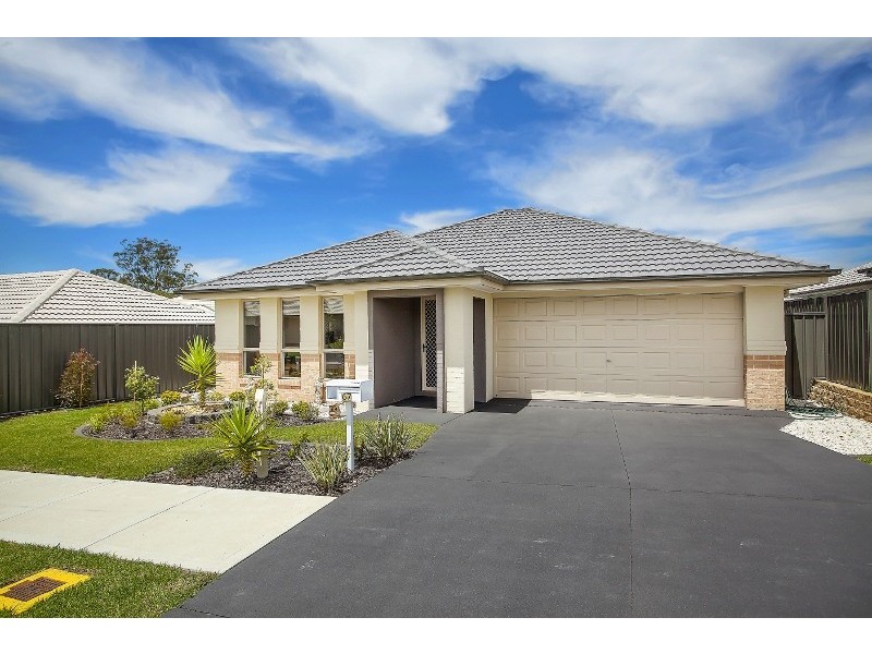 67 Settlement Drive, Wadalba NSW 2259