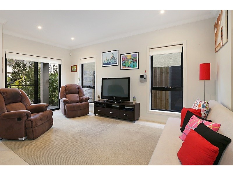9 Sandstone Circuit, Wyong NSW 2259