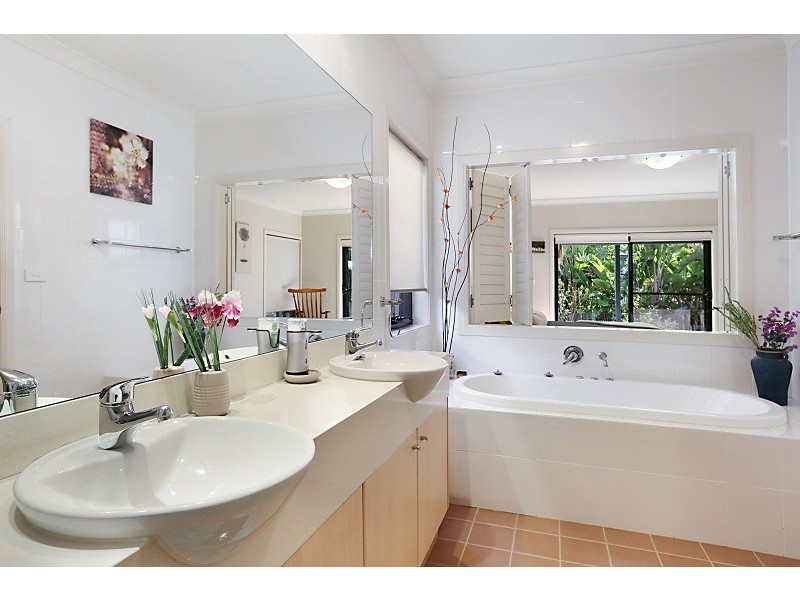 9 Sandstone Circuit, Wyong NSW 2259